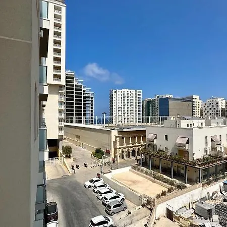 بيت ضيافة Peaceful House *